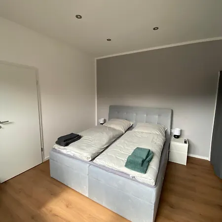 דירה Haus Wybrands-schild בורקום